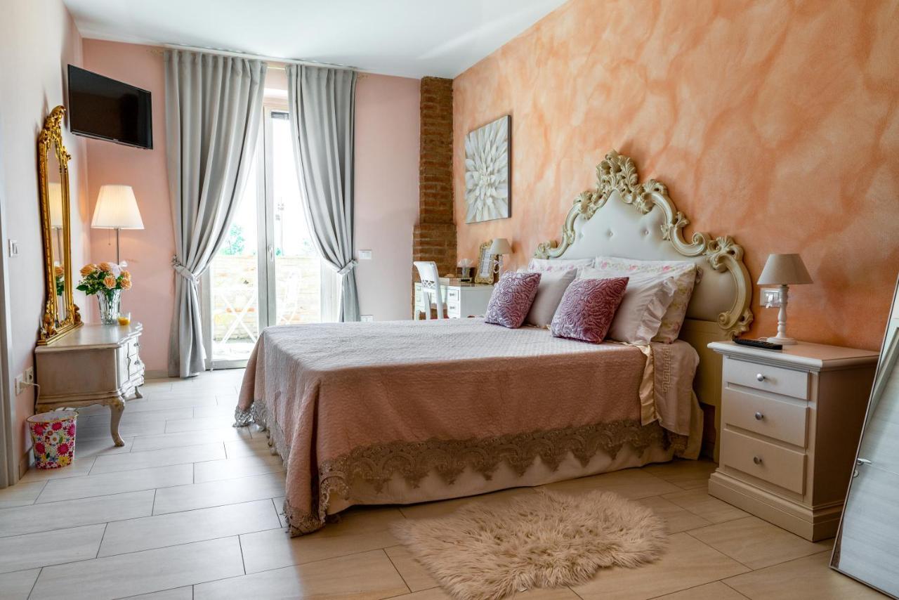 Agriturismo Le Fontanelle Da Valente Montichiari Exteriér fotografie